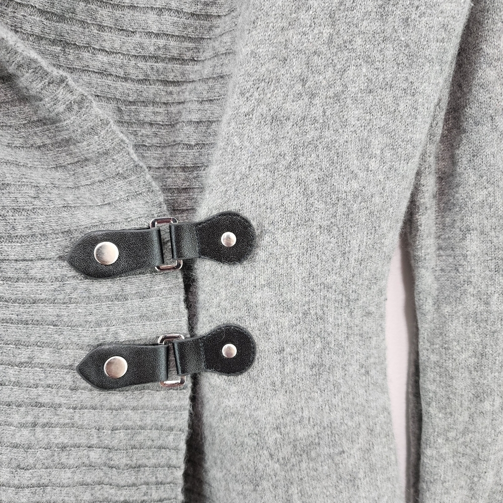 Cynthia Rowley Women's 100% Cashmere Buckle Closure Cardigan - S - Picture 4 of 6